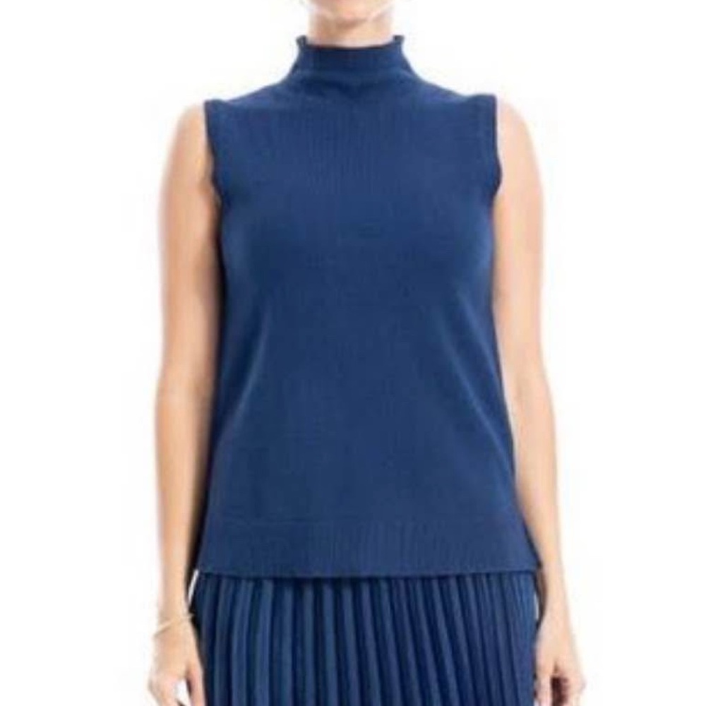 Sleeveless Navy Blue Women's Sweater